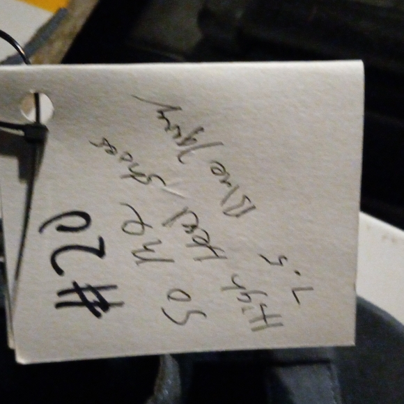 Bin 19. So Me high heeled shoes - Picture 8 of 8